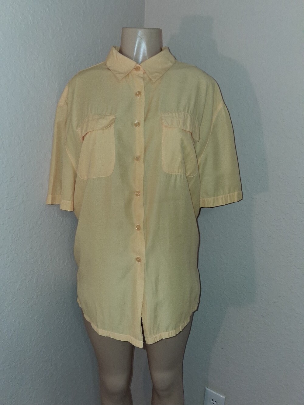 CAROLINA COLOURS YELLOW BUTTON UP TOP SZ XLG